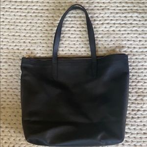 Cuyana large tote + additional storage insert